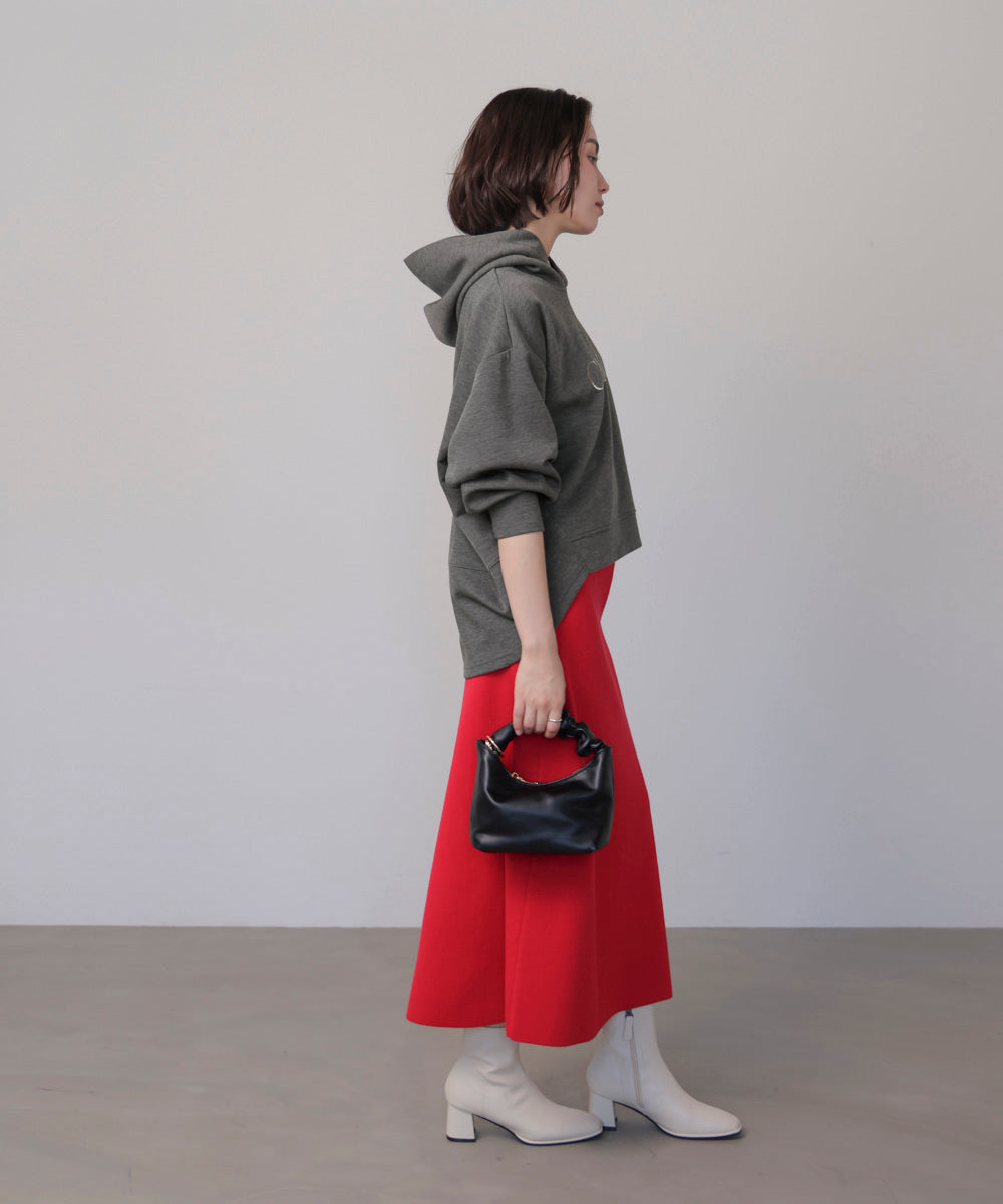 【WEB限定】シンプルロゴコクーンパーカー［12/25発送予定］