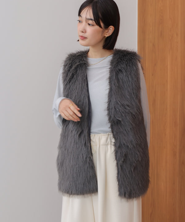 フェイクロングフォックスファーベスト［10/9発送予定］