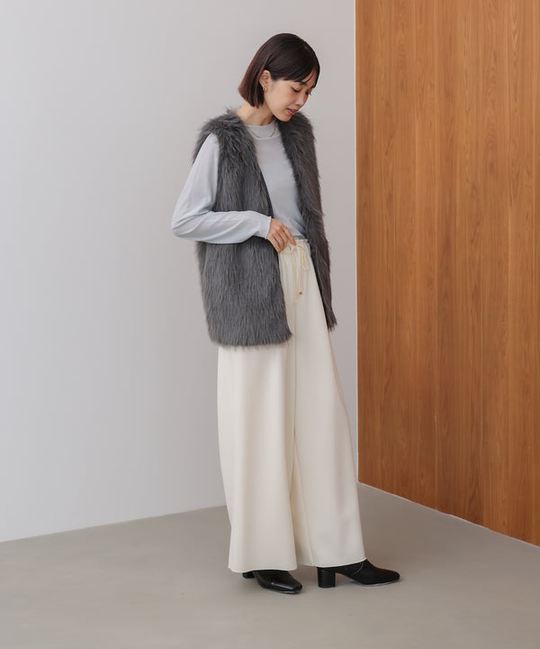 フェイクロングフォックスファーベスト［10/9発送予定］