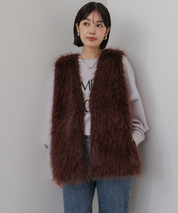 フェイクロングフォックスファーベスト［10/9発送予定］