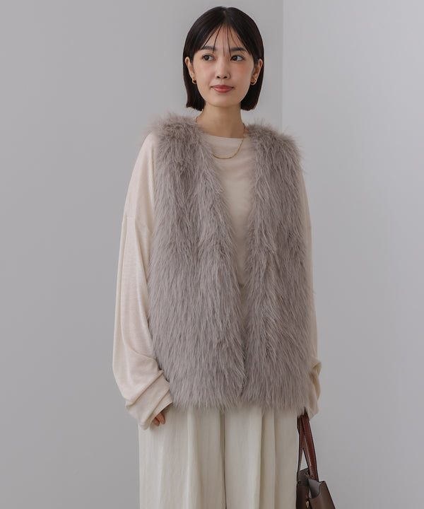 フェイクロングフォックスファーベスト［10/9発送予定］