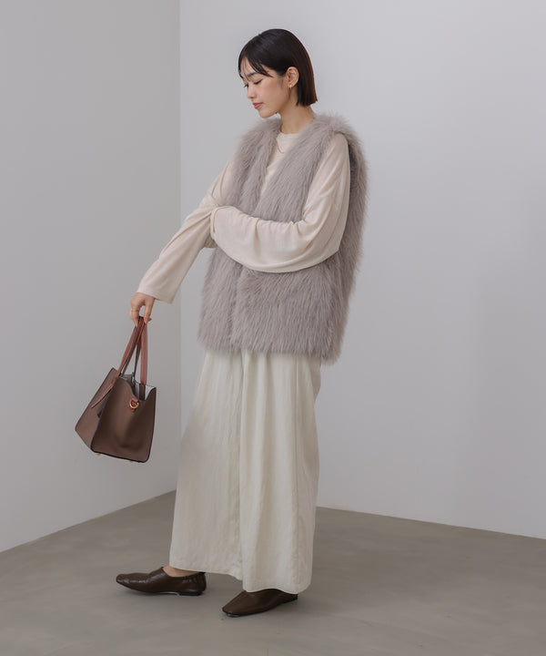 フェイクロングフォックスファーベスト［10/9発送予定］