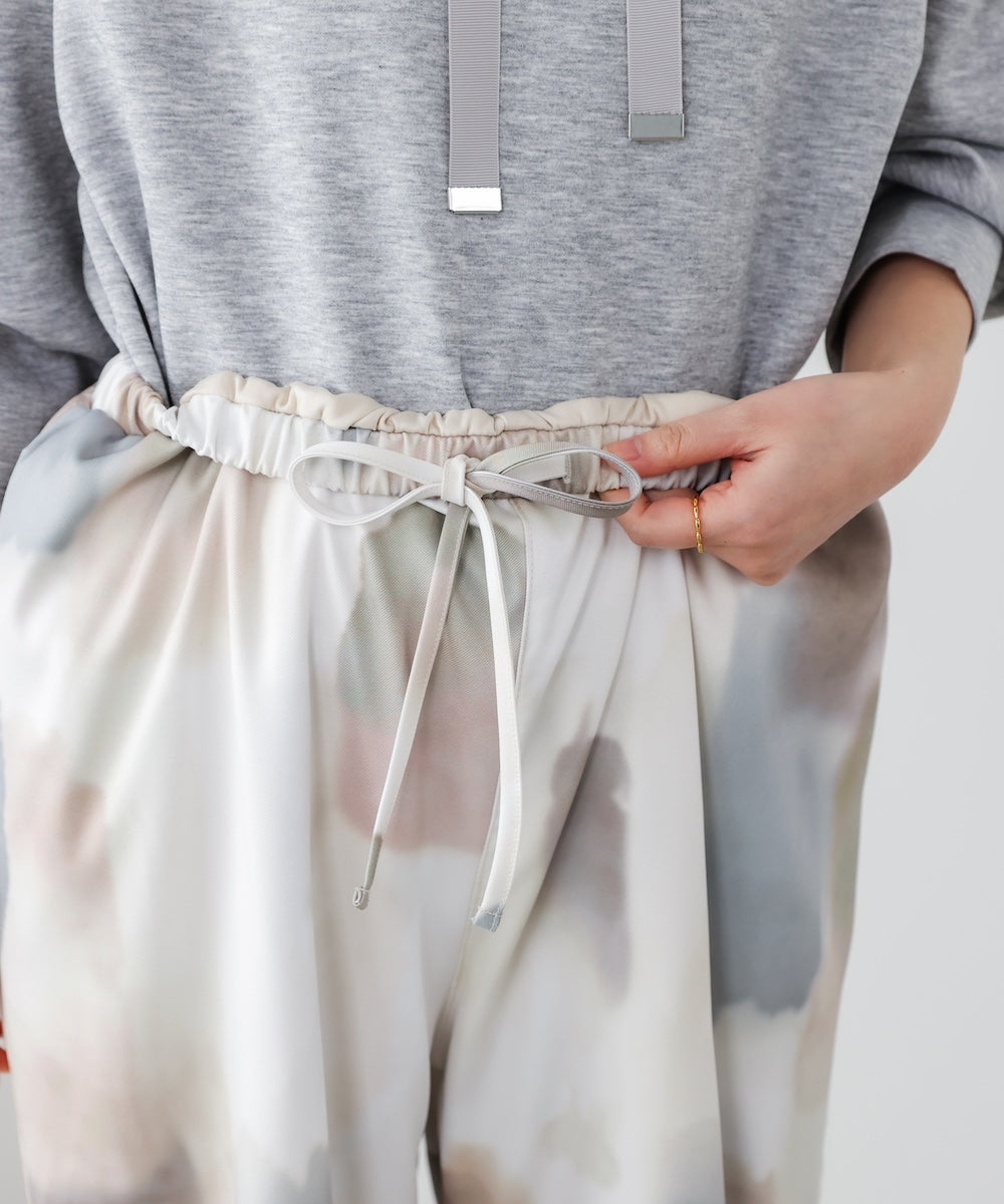 水彩柄ワイドイージーパンツ