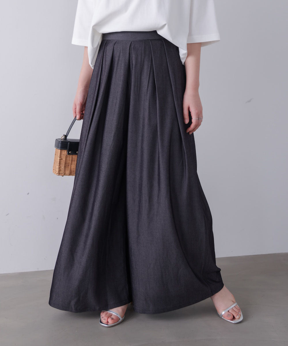 Ｔ／Ｒデニム風ワイドパンツ