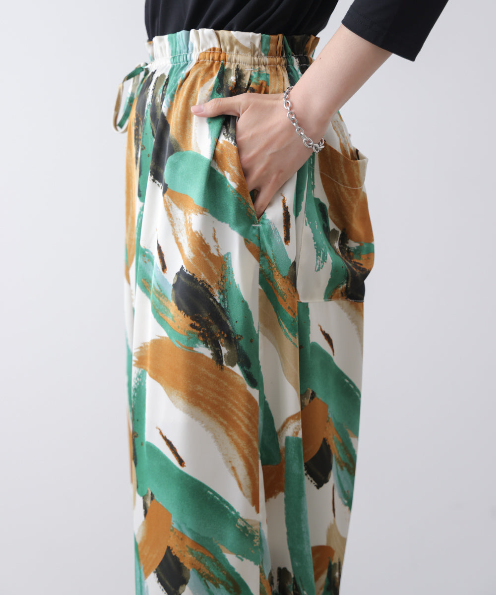 ペインティング柄ＲＥＬＡＸパンツ［4/30発送予定］