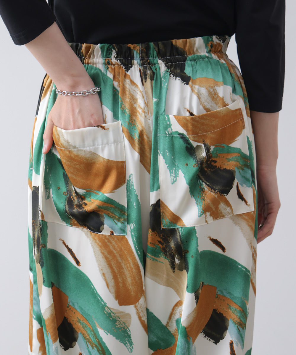 ペインティング柄ＲＥＬＡＸパンツ［4/30発送予定］