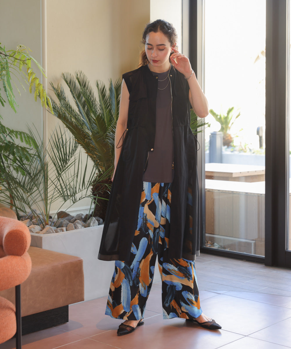 ペインティング柄ＲＥＬＡＸパンツ［4/30発送予定］