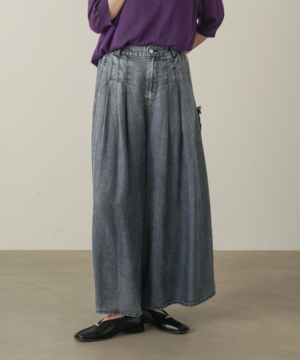 パウダーシルクデニムワイドパンツ