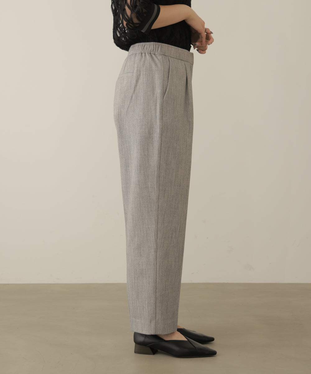 SLIMUP+タックパンツ