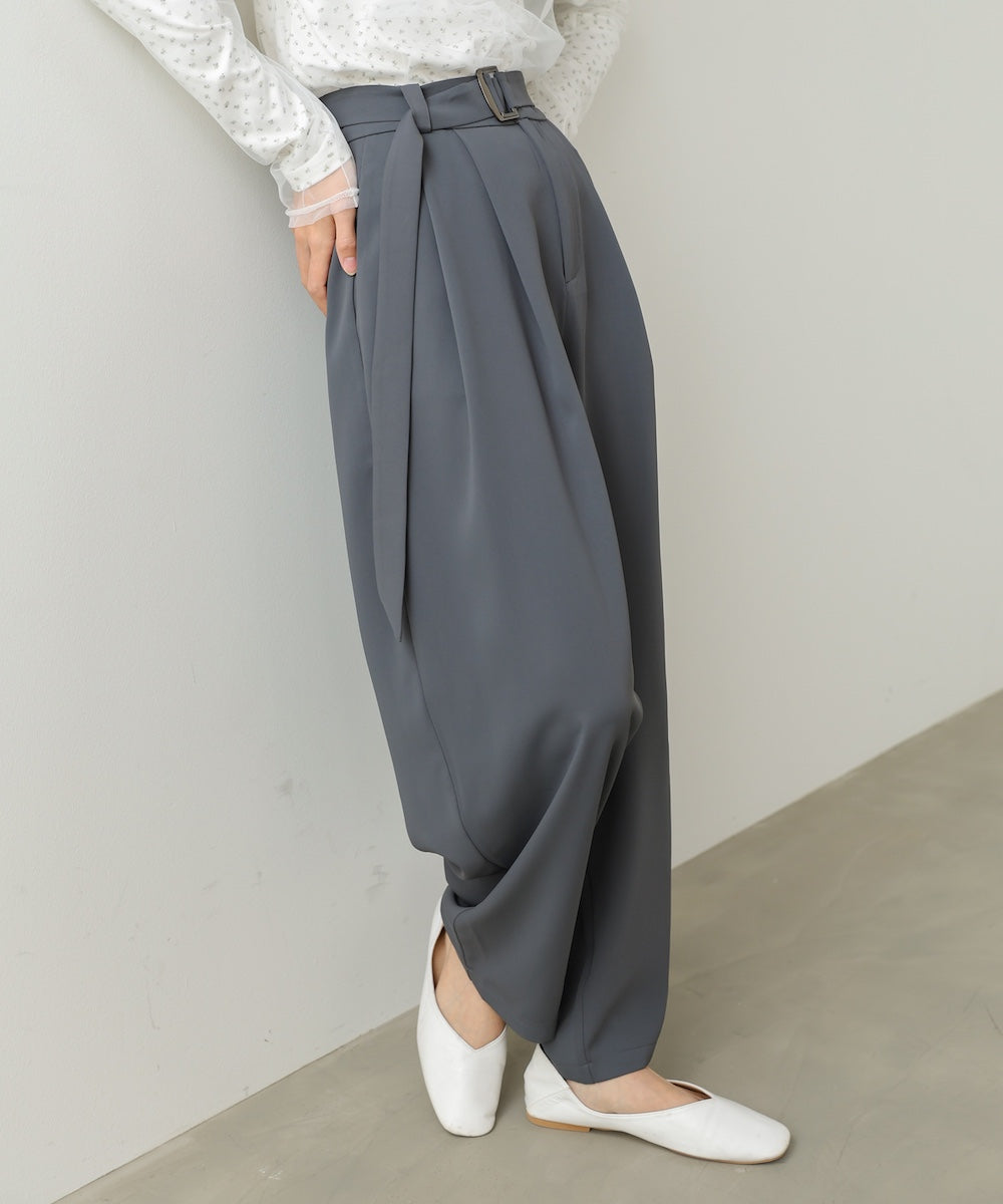 ツータックルーズベルト付スラックスパンツ