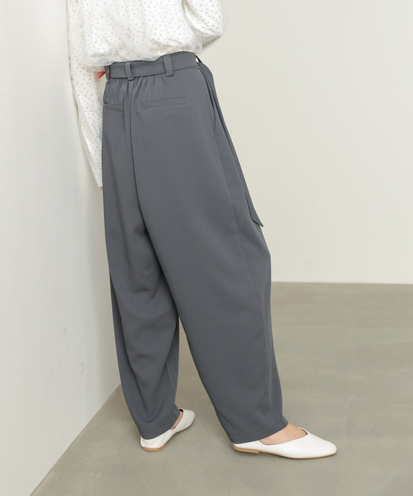 ツータックルーズベルト付スラックスパンツ