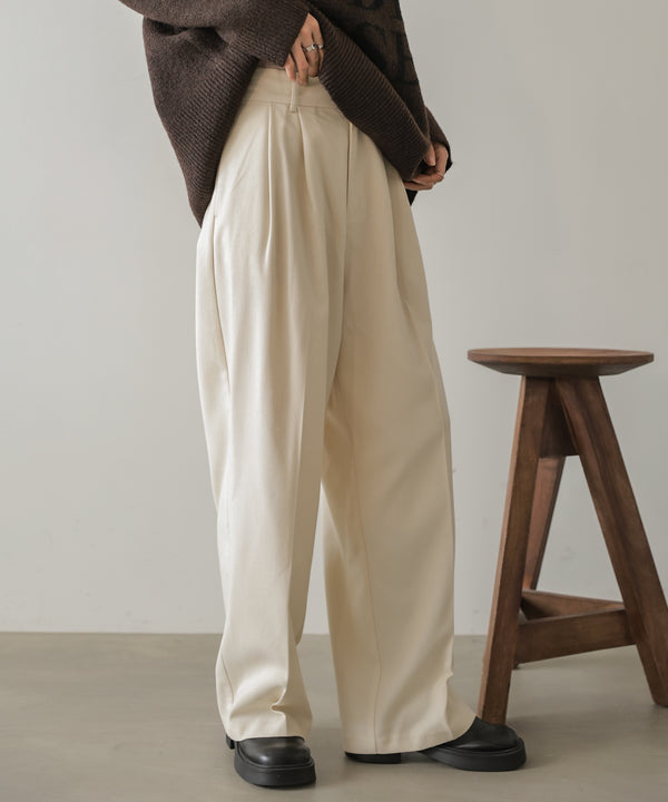 ウールライクツータックストレートパンツ