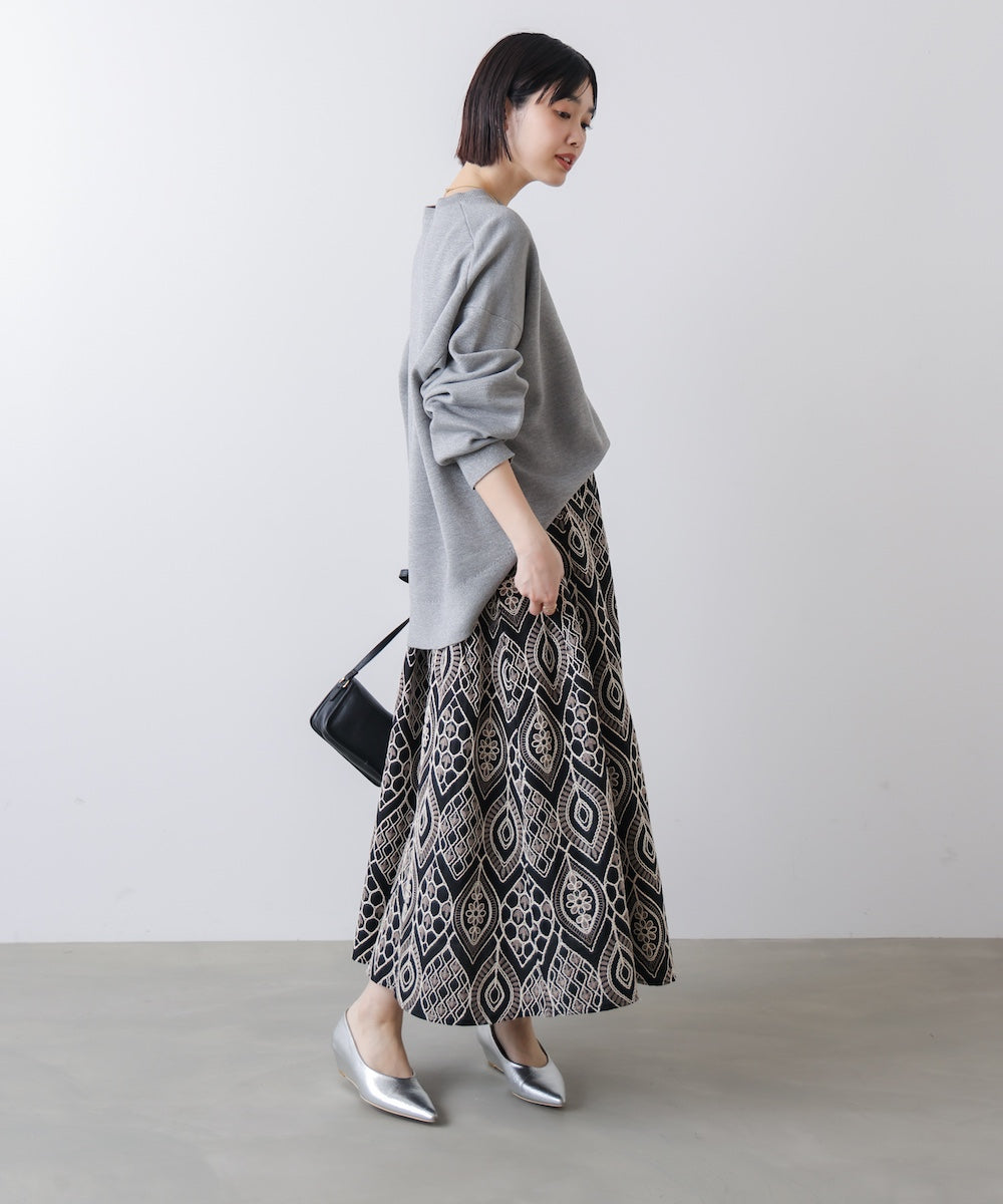 エンブロイダリーフレアスカート