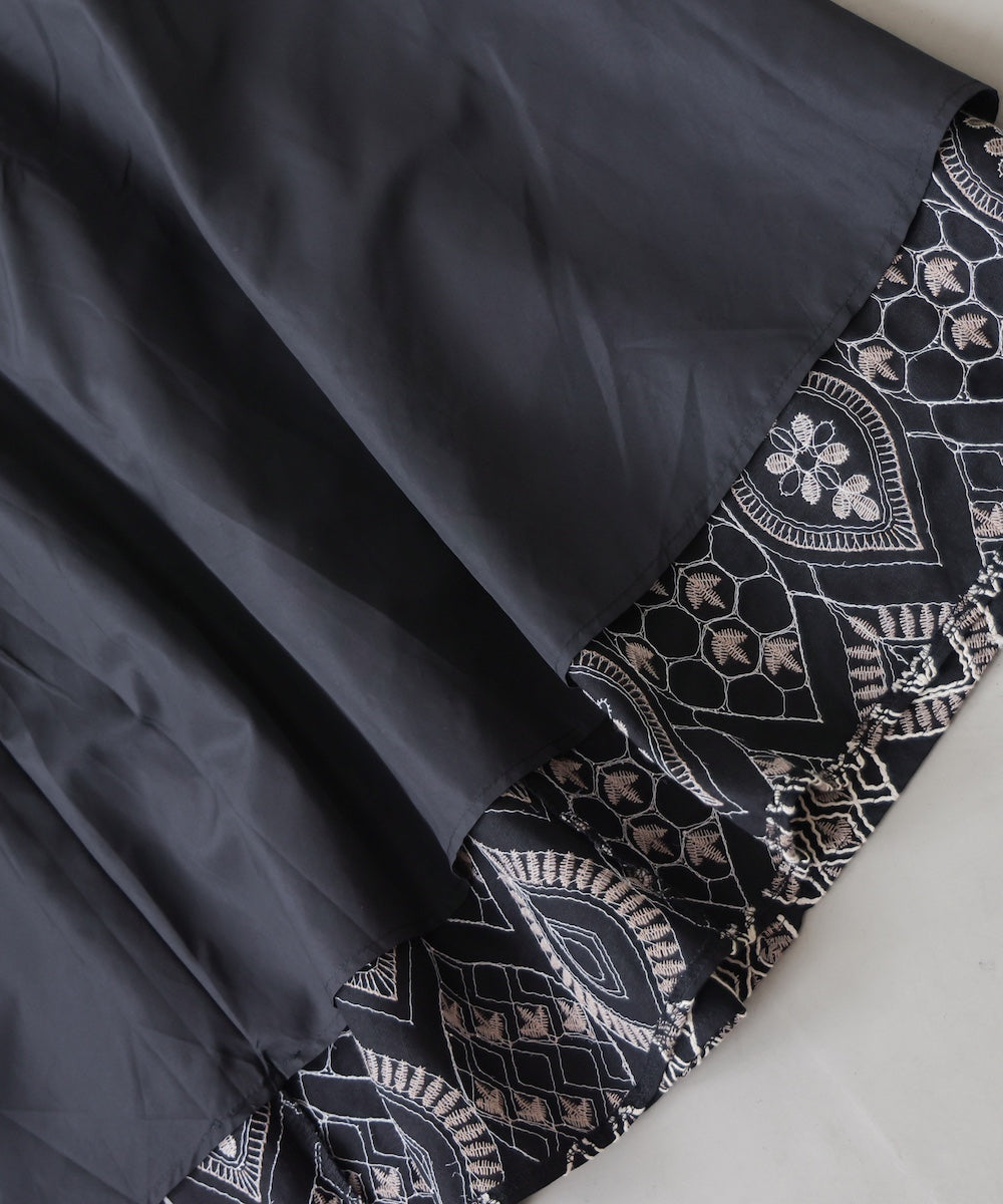 エンブロイダリーフレアスカート