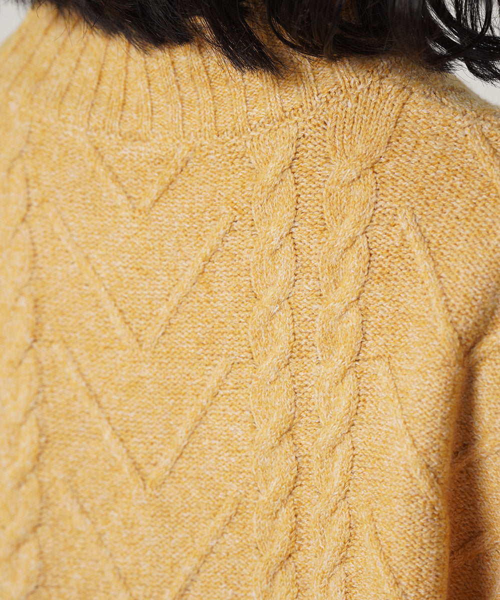 LUPILIEN ケーブル編み起毛杢裾カーブプルオーバー