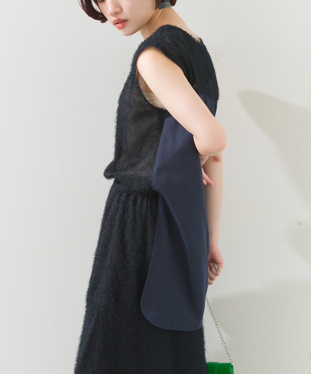 ヘアリー前後ヘムブラウス
