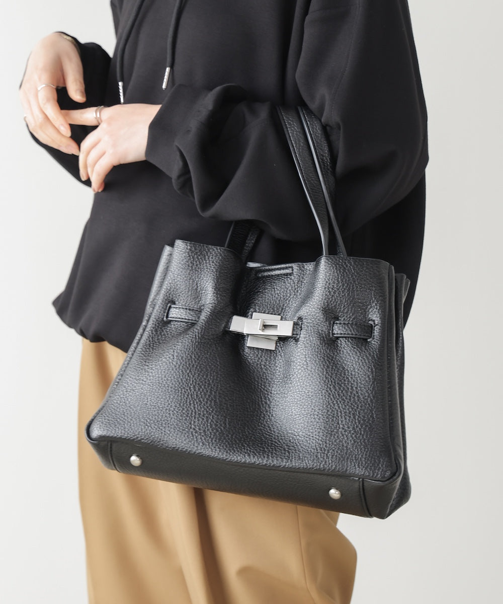 ベルテッドバック