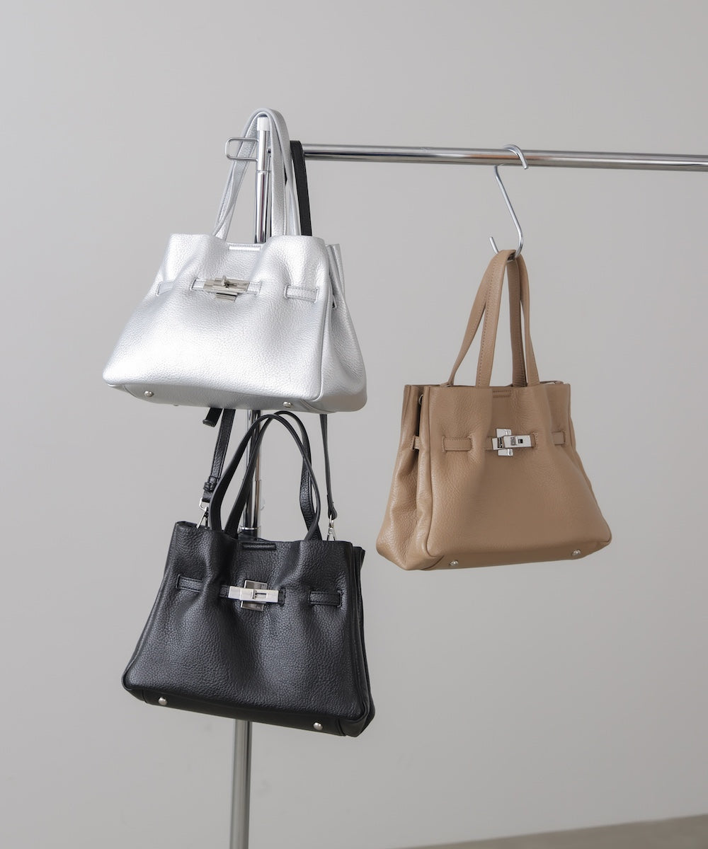 ベルテッドバック