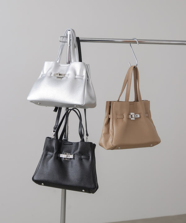 ベルテッドバック