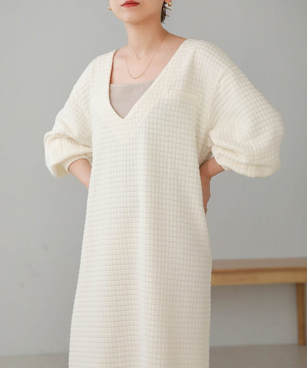 Bab ステッチ深Ｖネックワンピース