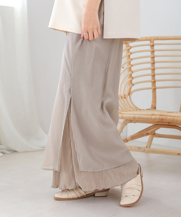 REVERSIBLE SHEER PLEATED SKIRT