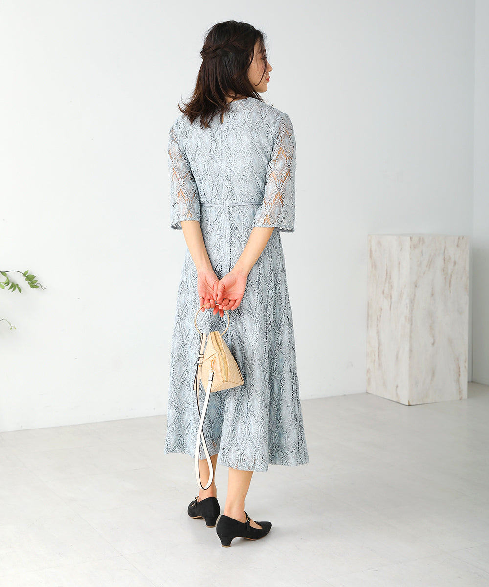 pium バイレースパイピングロングワンピース bluegray