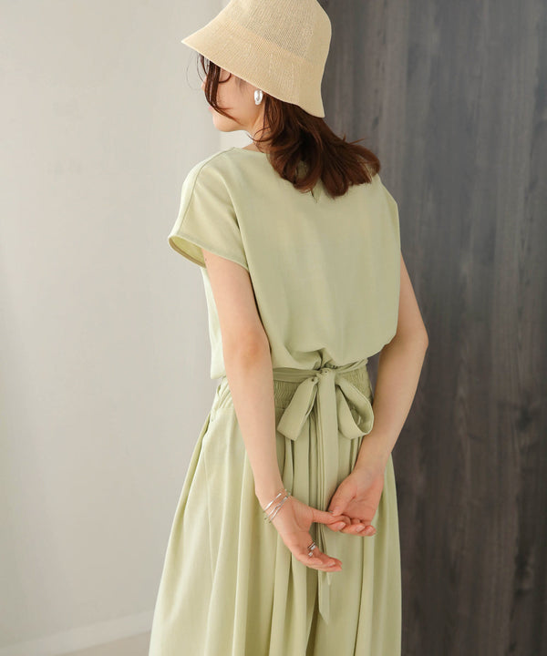 セットアップ風フレアワンピース