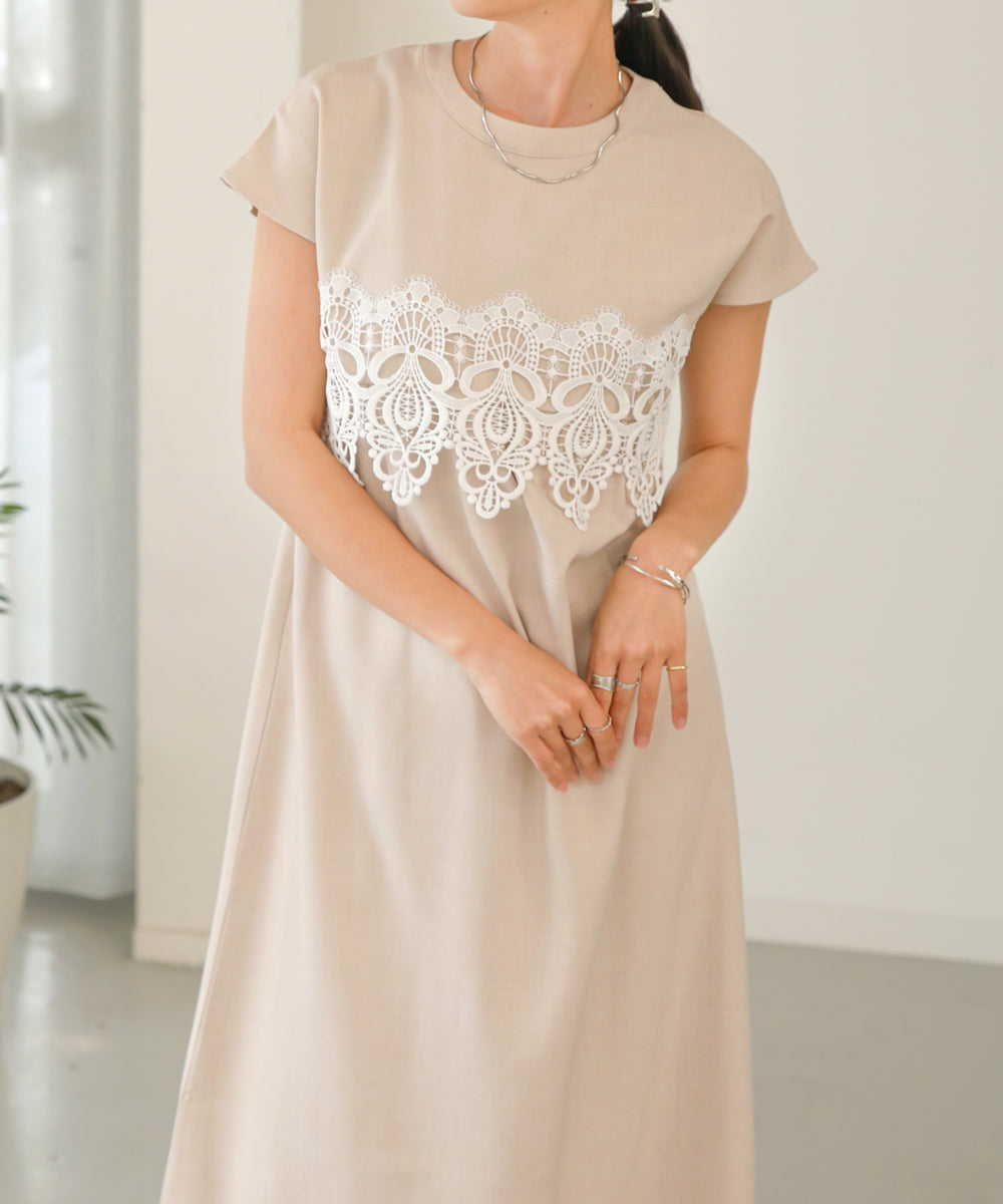 レースコンビＩラインワンピース