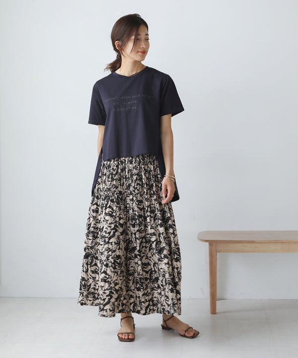 発泡ロゴプリントＴシャツ