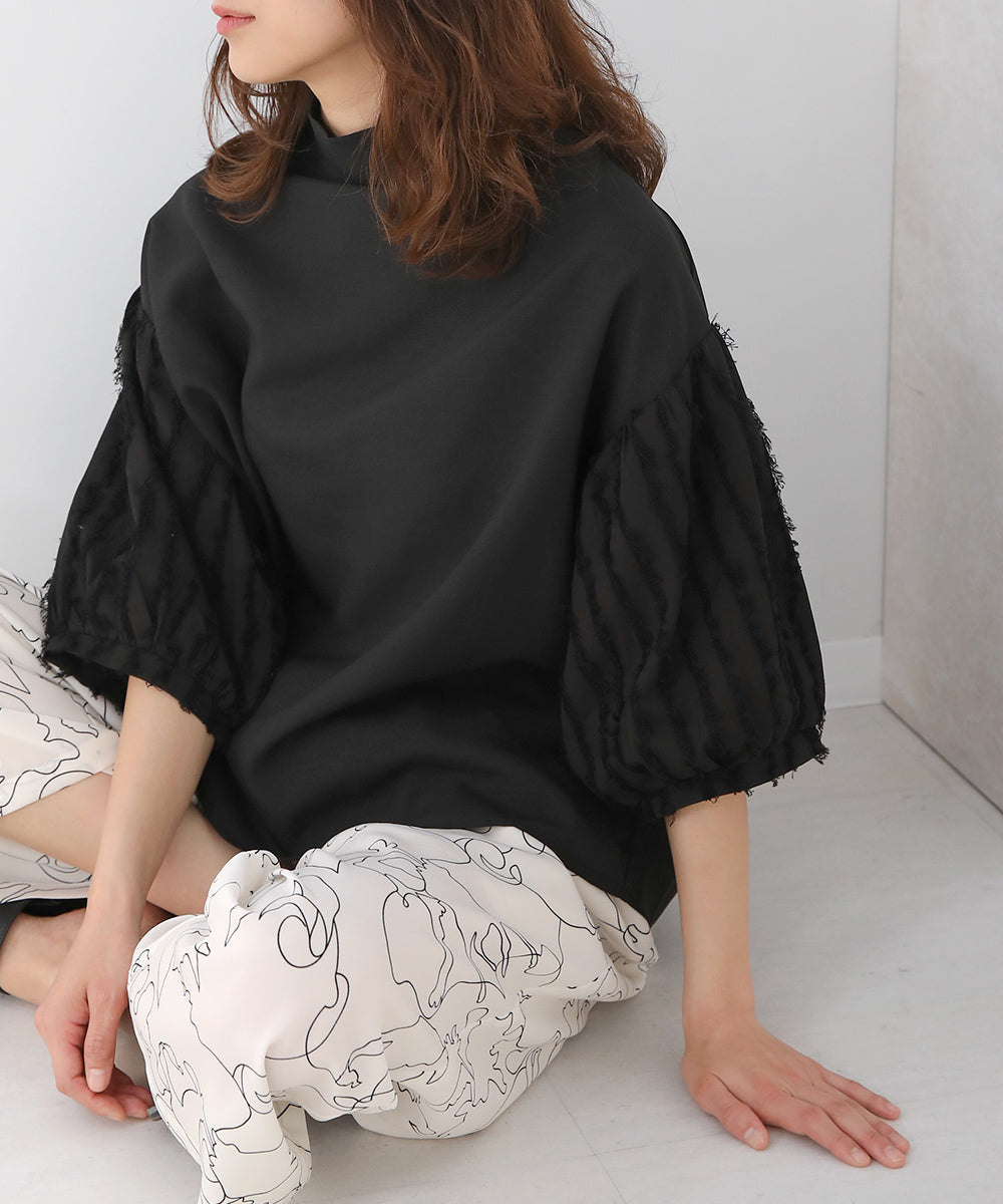 [WEB限定]袖シャギー変形ブラウス