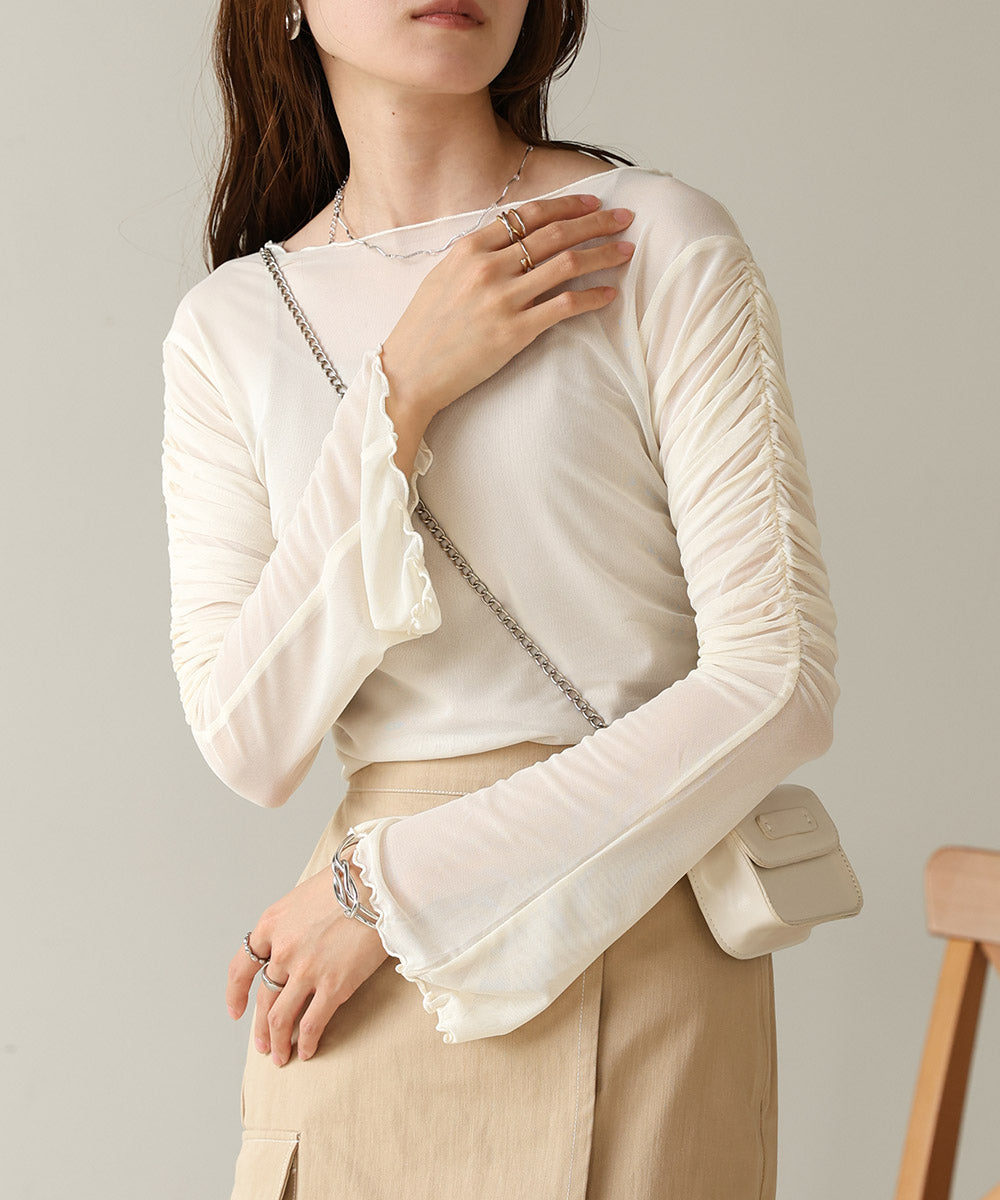 チュールギャザーフレアースリーブトップス