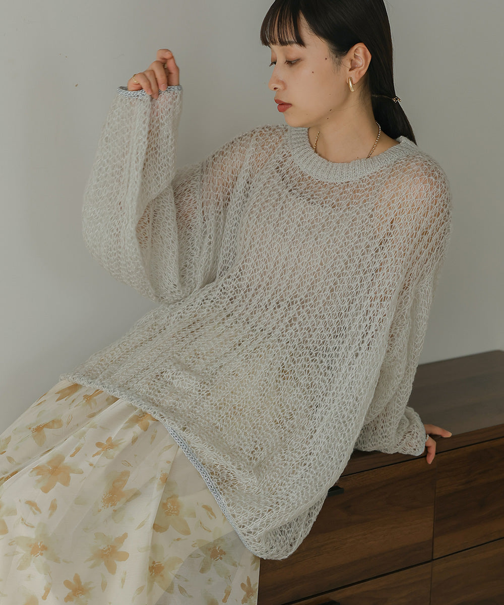 透かし編みニットトップス