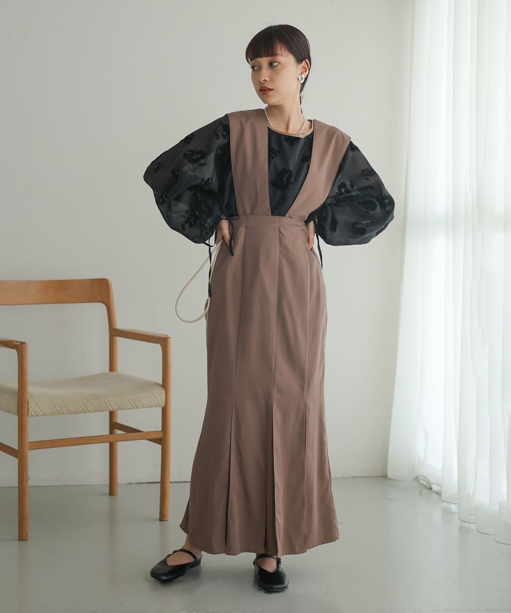 Bab シアーフロッキーフラワーブラウス