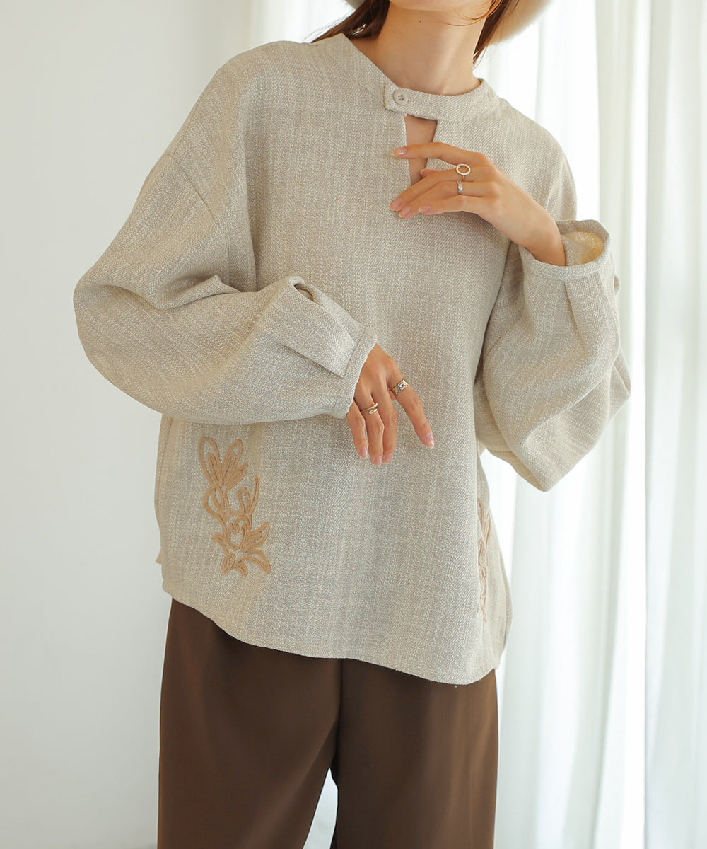 Bab 前後２ＷＡＹ刺繍ブラウス