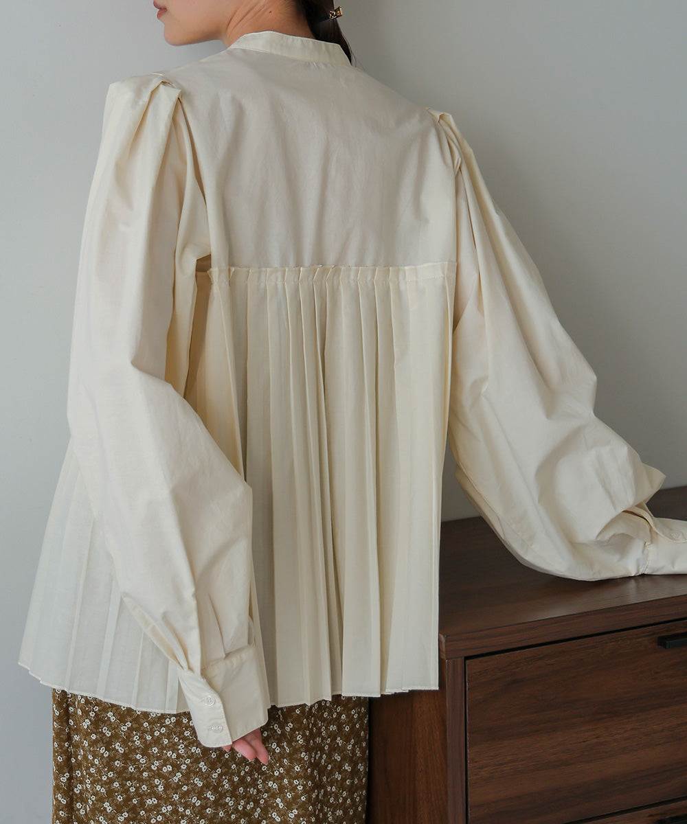 ボリュームスリーブプリーツブラウス