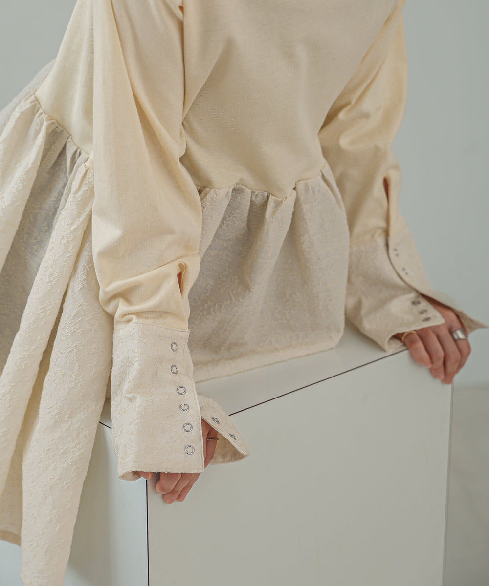 Bab ドットボタンペプラムトップス