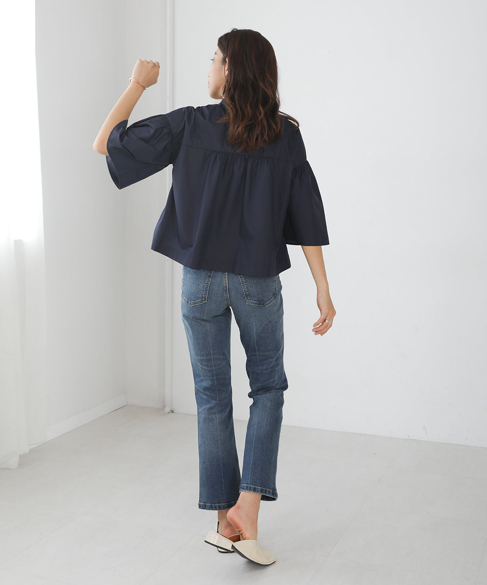 センタープレスストレッチラインデニムパンツ