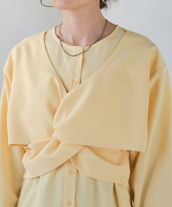 フロントねじりビスチェ風ブラウス
