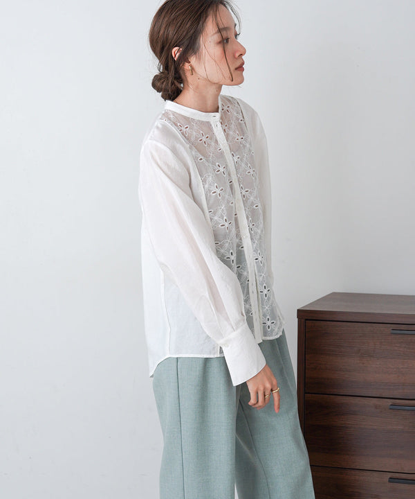 フロント刺繍レースブラウス