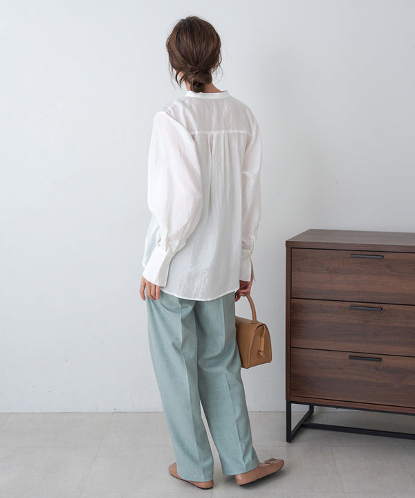 フロント刺繍レースブラウス