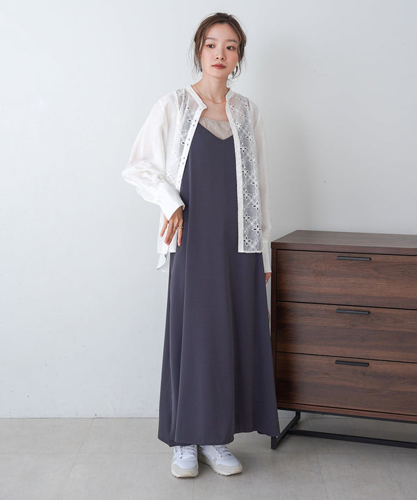 フロント刺繍レースブラウス