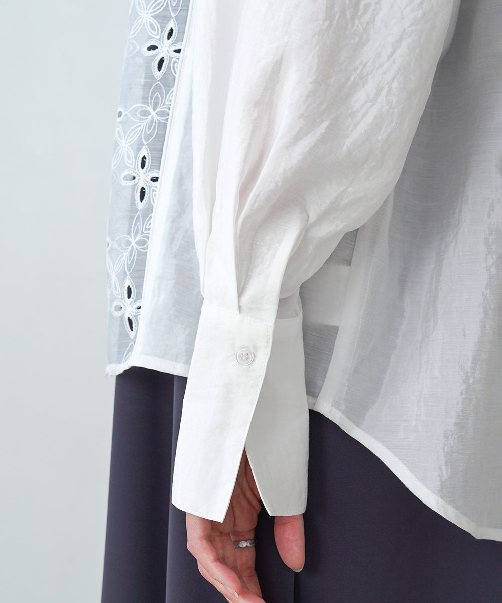 フロント刺繍レースブラウス