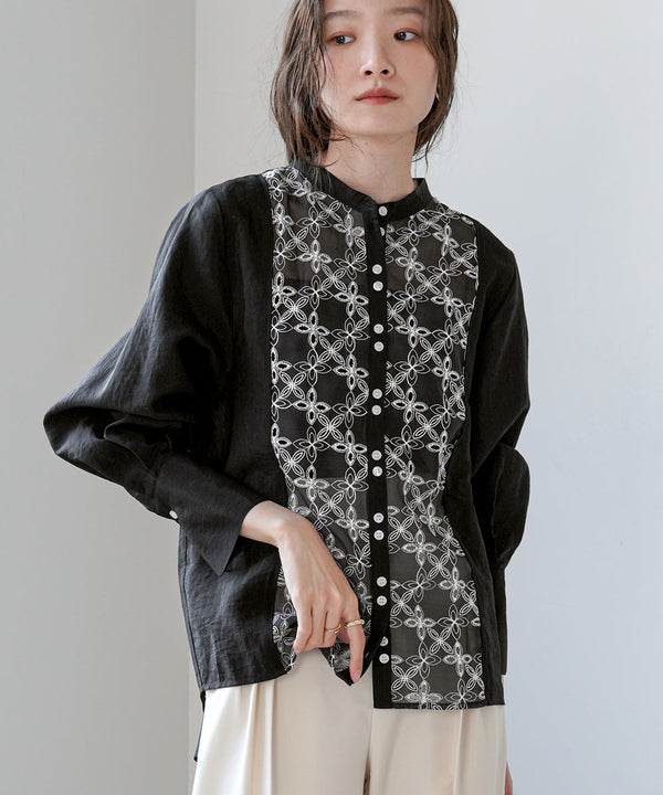 フロント刺繍レースブラウス