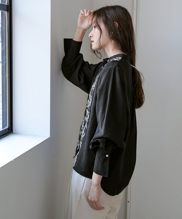 フロント刺繍レースブラウス