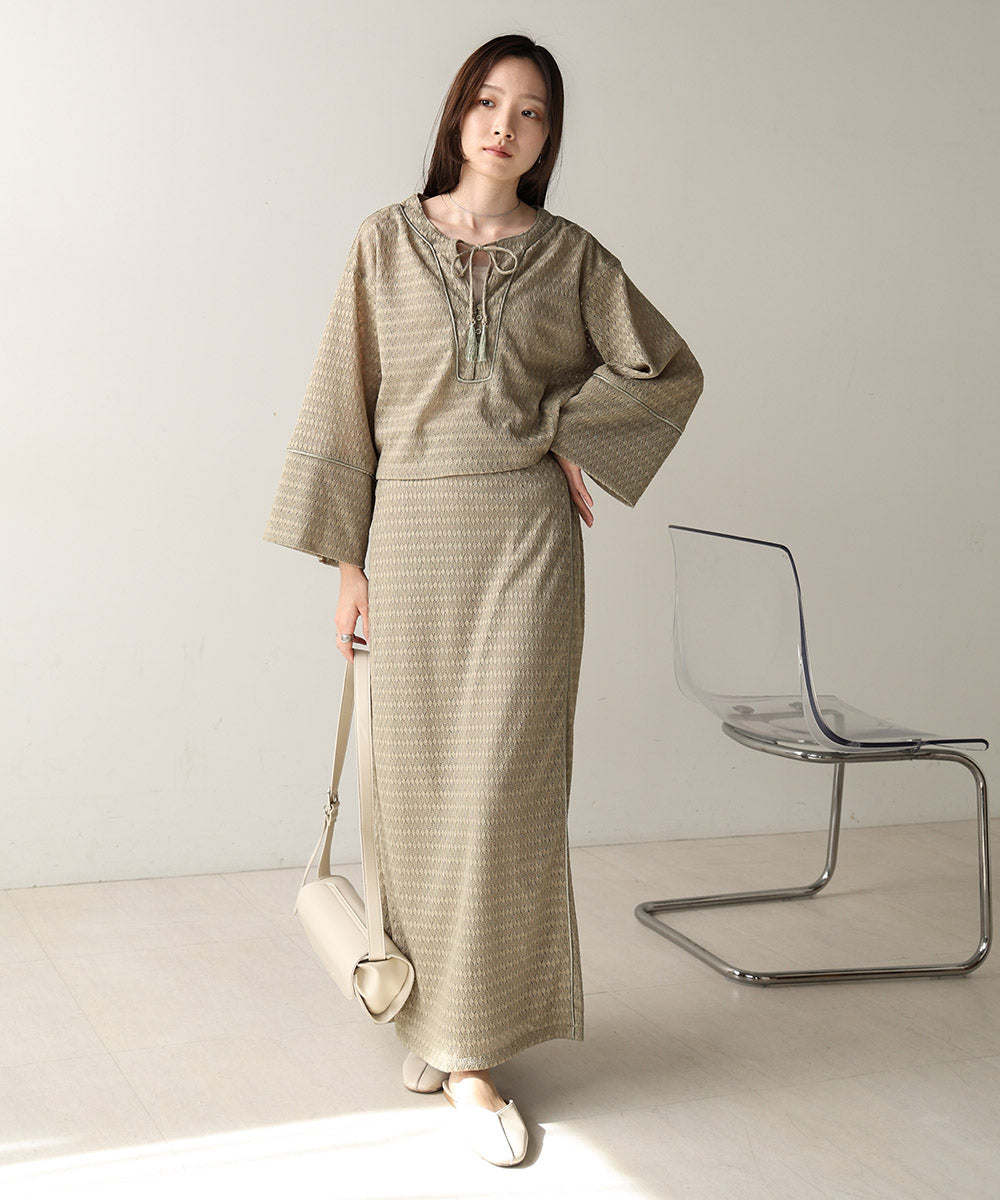 EMBROIDERY LACE I-LINE SKIRT
