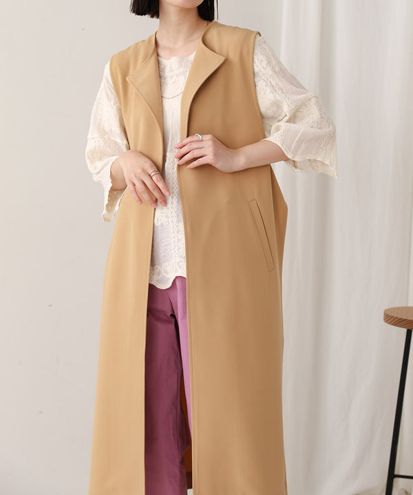 【WEB限定】ＢＡＣＫベルトボタン付きシンプルジレ