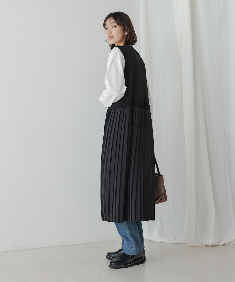 バックプリーツジレ