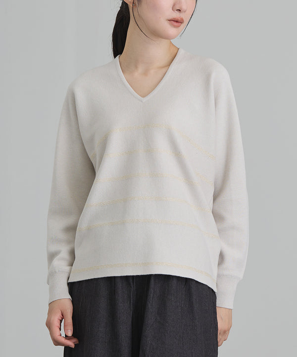 ラメボーダーVネックニット