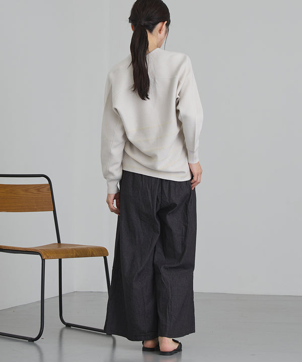 ラメボーダーVネックニット