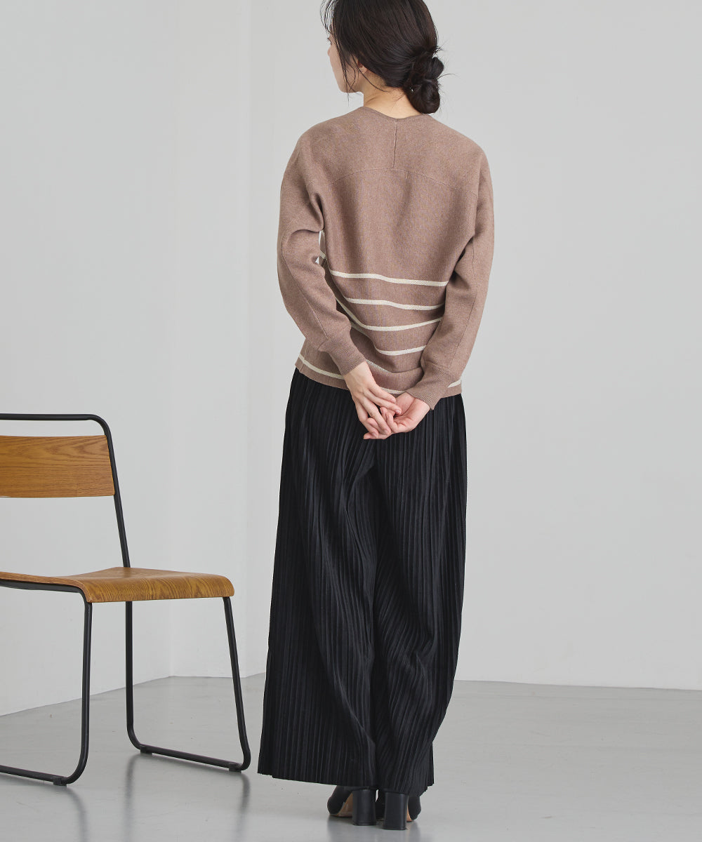 ラメボーダーVネックニット